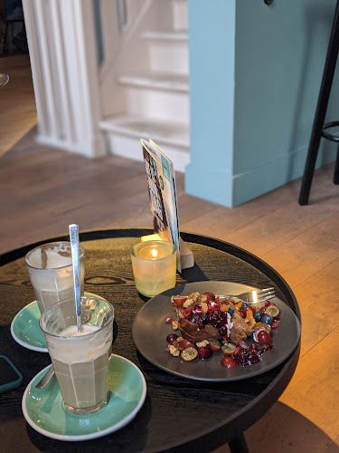 Comentarii opinii despre Anne&Max Eindhoven Kleine Berg