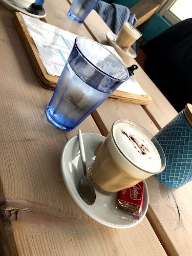 Surf & Turf Phone number