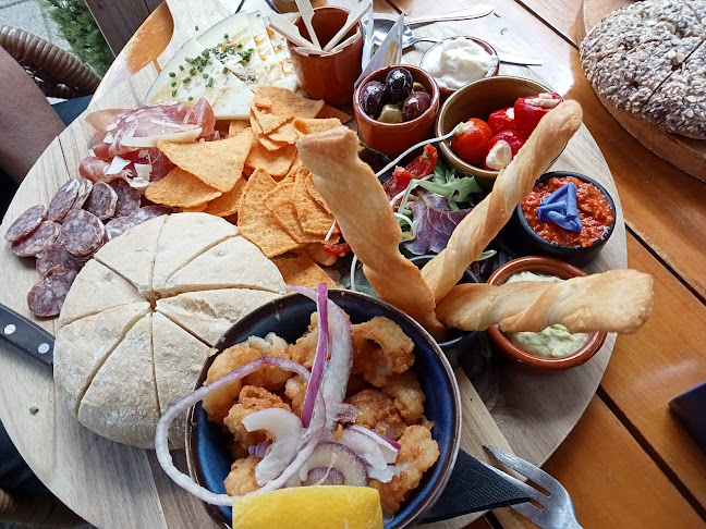 Gasterie de Bokkereyer Phone number