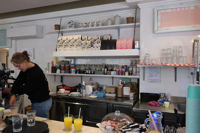 Comentarii opinii despre Corner Bakery