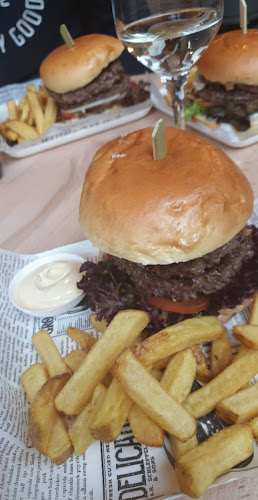 Foodhall Breda Phone number