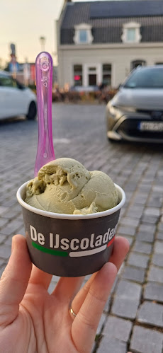 Comentarii opinii despre IJssalon De IJscolademan