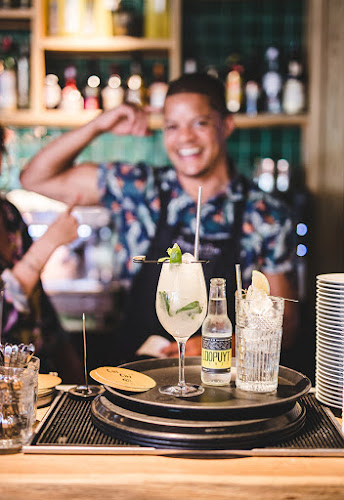 Comentarii opinii despre Gym & Gin