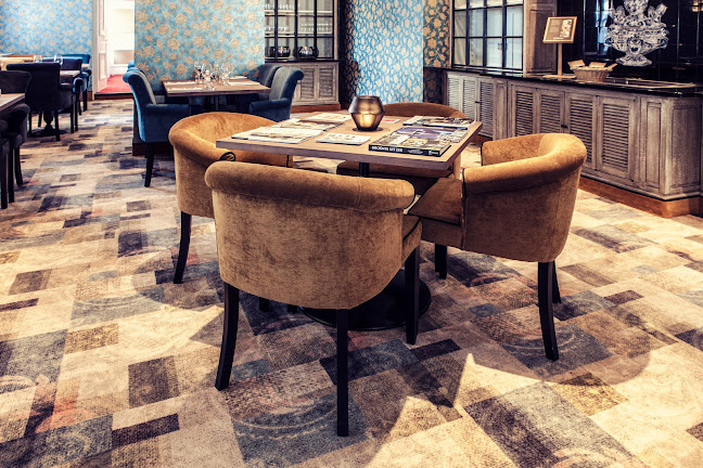 Sophia Restaurant & Lounge