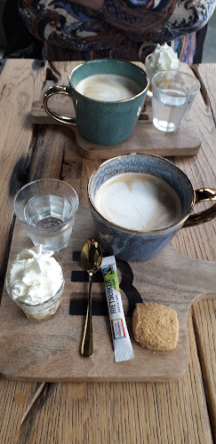 Comentarii opinii despre Proathuus Barom