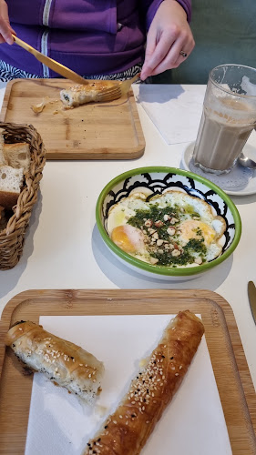 Comentarii opinii despre Sweet Magnolias Bakery