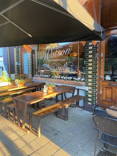 Comentarii opinii despre Mr. & Mrs. Watson