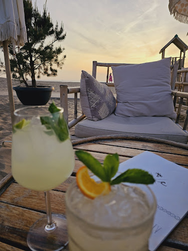 Comentarii opinii despre Strandpaviljoen SandCbar