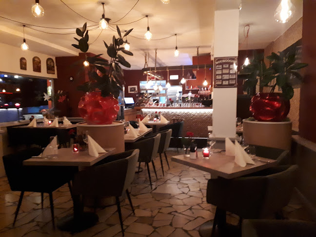 Comentarii opinii despre Italiaans Restaurant Quattro