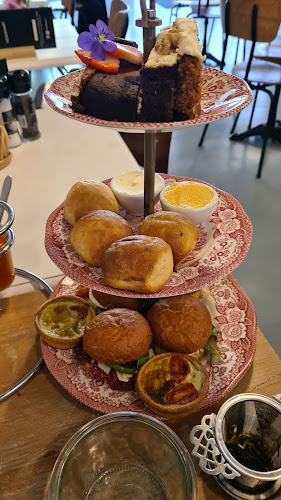 Comments and reviews of Y.A.M's Koffie & Lunch