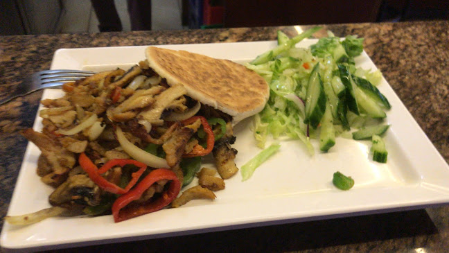 Comentarii opinii despre Chicken House & Shoarma