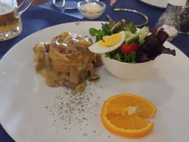 De Holle Eik; Zalencentrum, Eetcafé - Horeca