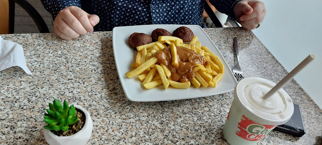 Comentarii opinii despre Cafetaria Andre Snacks