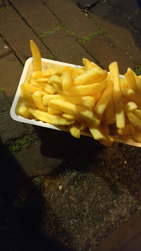 Comentarii opinii despre Ak-mir Döner