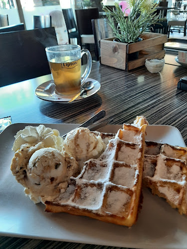 IJssalon Stientje Beekbergen - Horeca