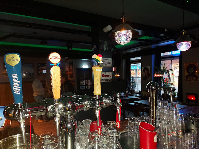 Opinii despre Tapperij de Heerlijkheid în Bergen - Horeca