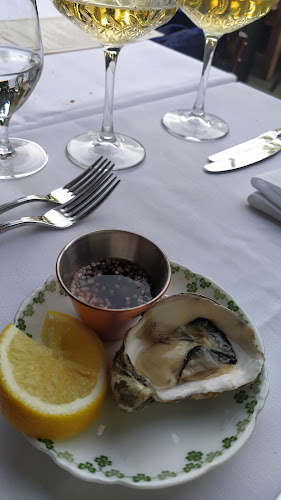 Comments and reviews of Louise Petit Restaurant