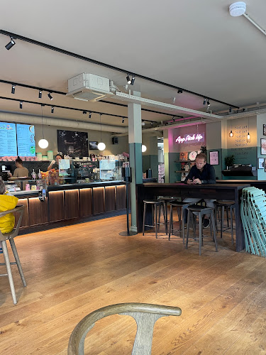 Comentarii opinii despre JOE & THE JUICE