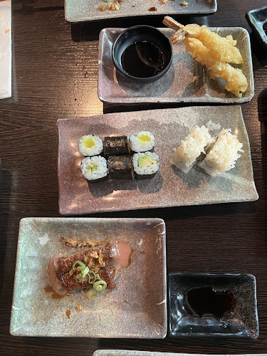 Zinnia Restaurant Phone number