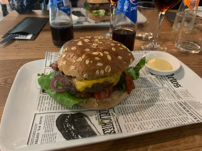 Comments and reviews of Arsenaal Restaurants, Brasserie Grill & Lounge en Events