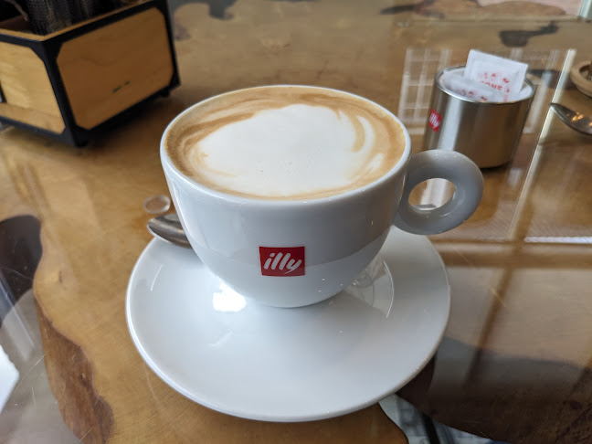 Comments and reviews of BAGELS & MORE