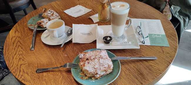 Comentarii opinii despre Patisserie Tearoom De Roset