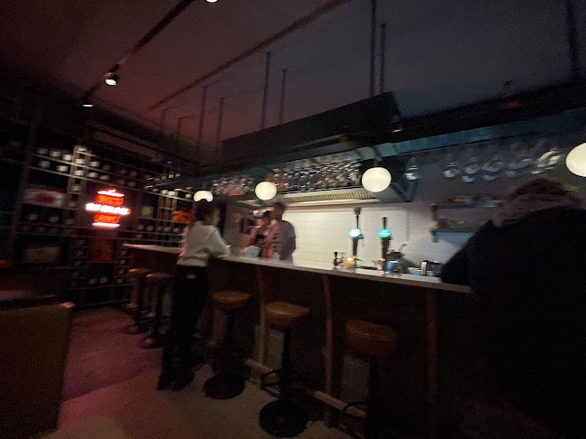 Comments and reviews of Bill's Burger Joint