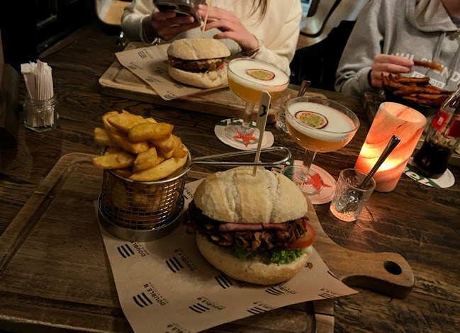 Double B -Bar & Kitchen- - Leeuwarden