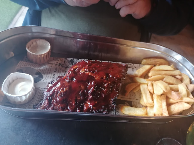 Meat & Co Open Times