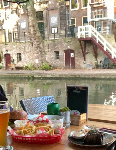 Opinii despre Champions Sportsbar & Grill în Utrecht - Horeca