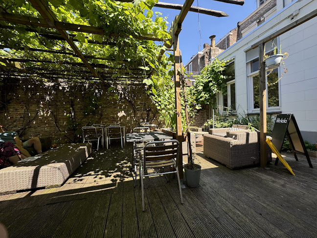 Comments and reviews of Grenzeloos