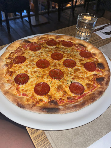 Comentarii opinii despre Cafe Piazza