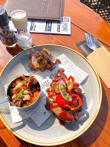 Comentarii opinii despre 3B Eet- en Biercafé, Hotel