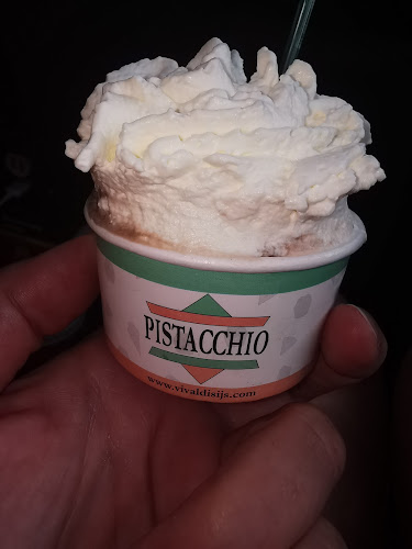 Comentarii opinii despre Pistacchio Eis