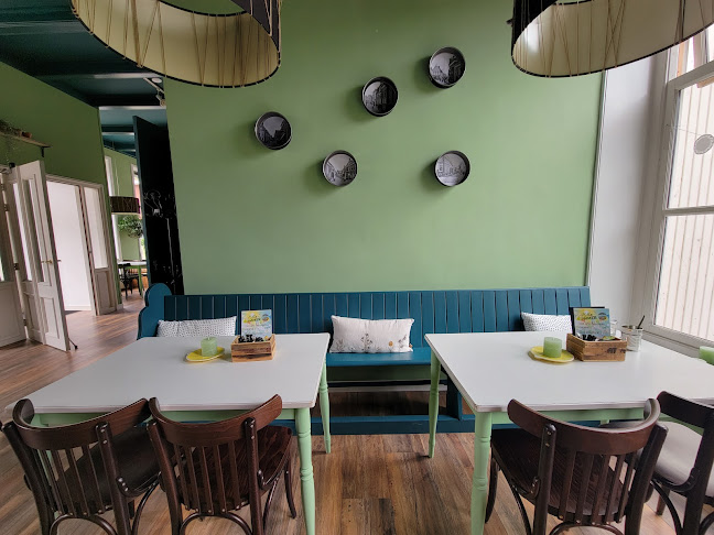 't Gouden Appeltje Phone number