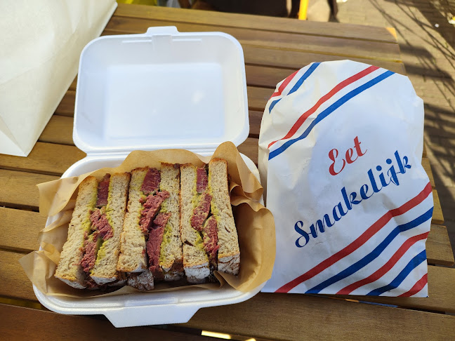 Day Dream Deli Open Times