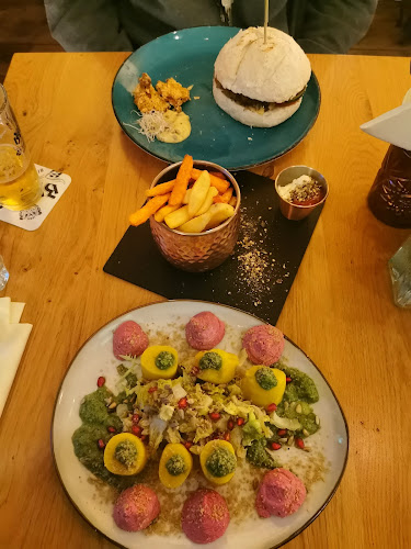 Comentarii opinii despre Mr. & Mrs. Watson