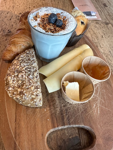 Comentarii opinii despre Barista Cafe