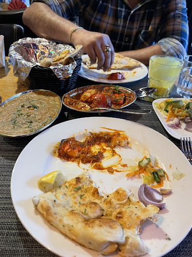 Comentarii opinii despre Delhi Darbaar Indiaas Restaurant