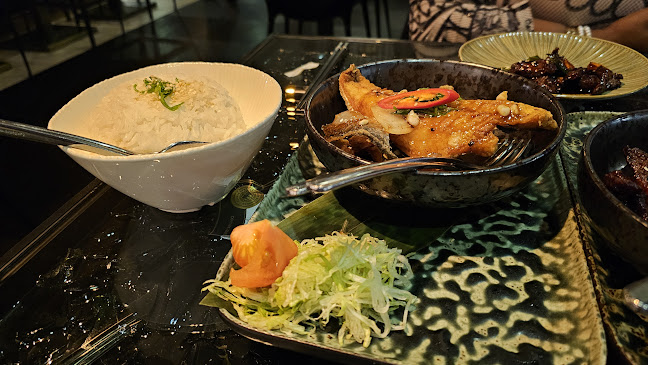 Arigato Asian Club Phone number