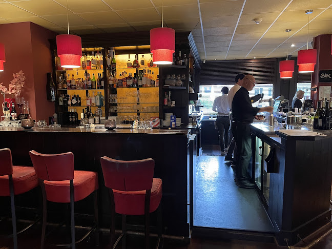 Mooi Zeist Indonesisch Restaurant Phone number