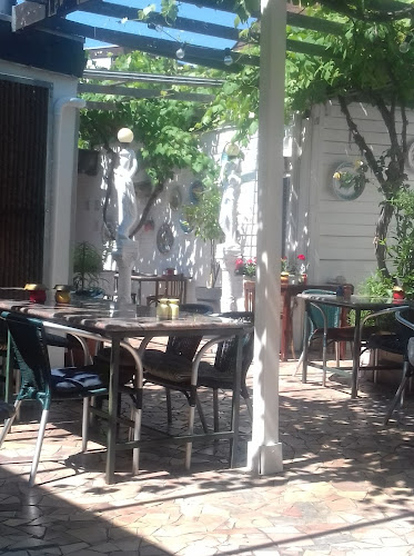 Comentarii opinii despre La Salute