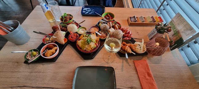 Comentarii opinii despre Os Mundos