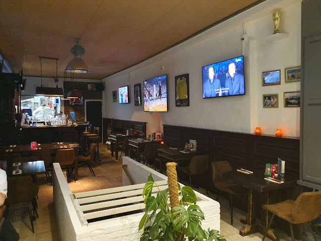 Comentarii opinii despre Champions Sportsbar & Grill