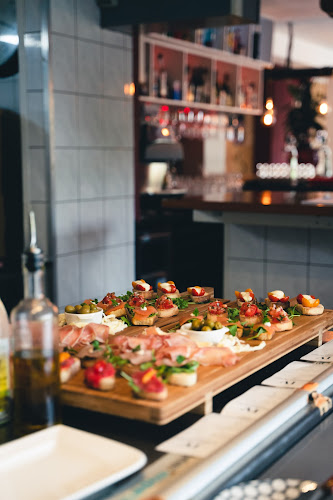 Comentarii opinii despre Italiaans Restaurant Quattro