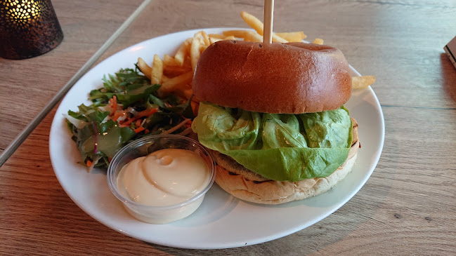 Comentarii opinii despre BLVD 020