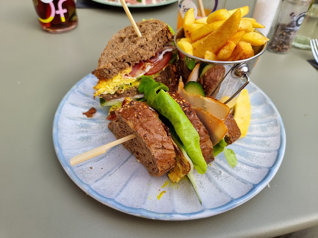 Comentarii opinii despre Meneer Frans