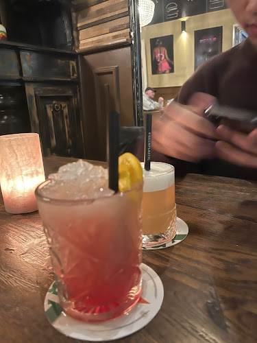 Double B -Bar & Kitchen-