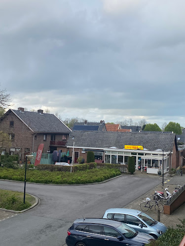 Comments and reviews of Majon