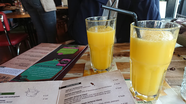 Comentarii opinii despre Eetbar Kandinsky Waalwijk